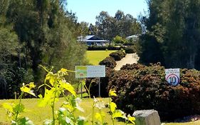 Red Door Collective - Rdc Vineyard Estate, Luxury Adult Only Stay